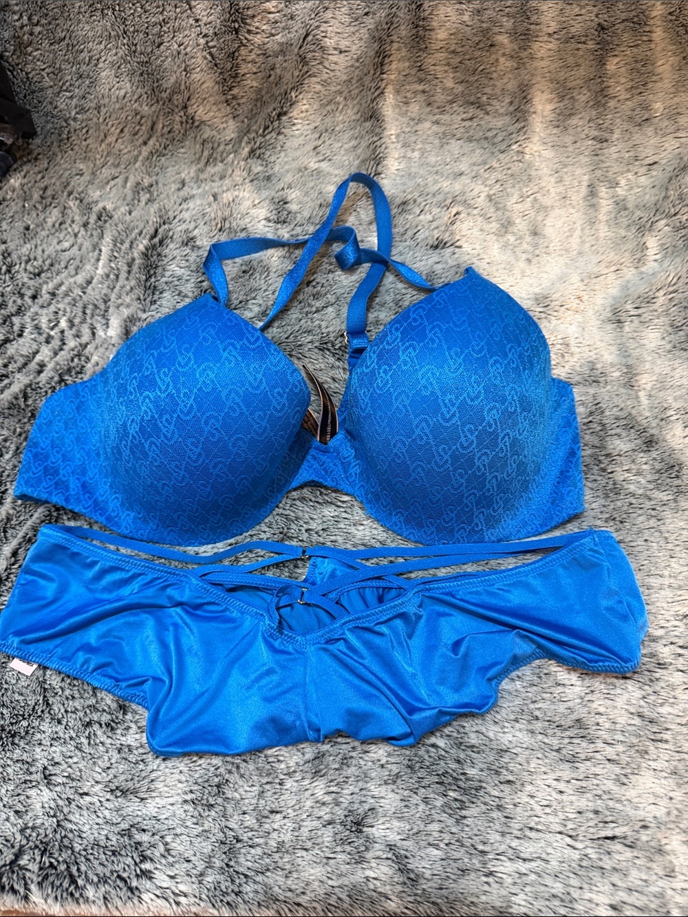 Victoria’s Secret Blue Lace-Effect Push-Up Bra & Bikini Set